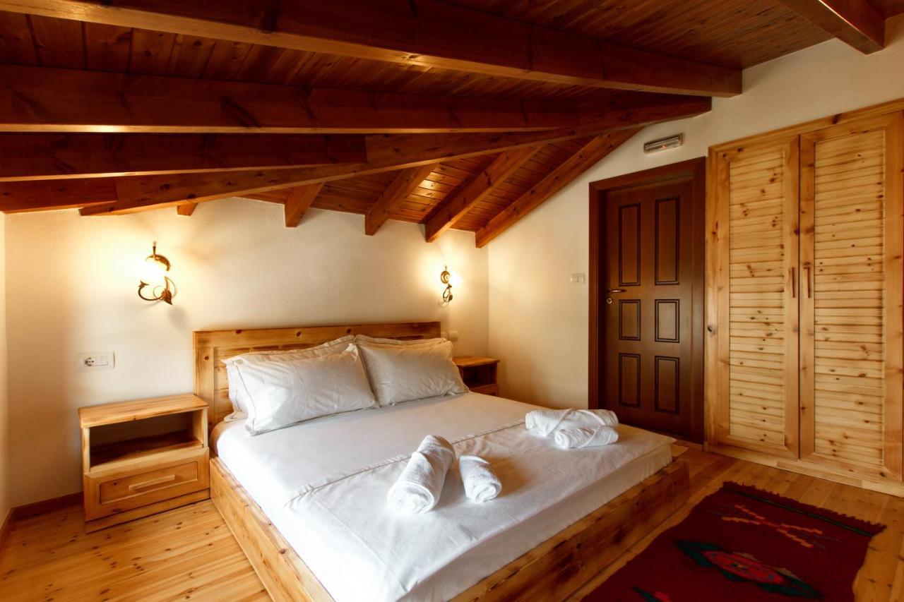 Hotel Sarajet 1821 Gjirokastër 외부 사진