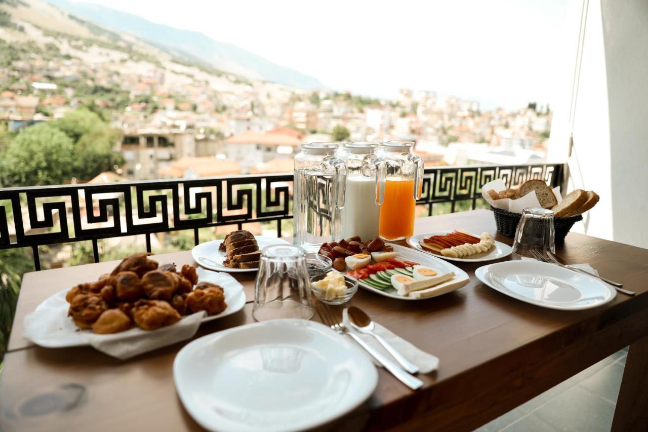 Hotel Sarajet 1821 Gjirokastër 외부 사진