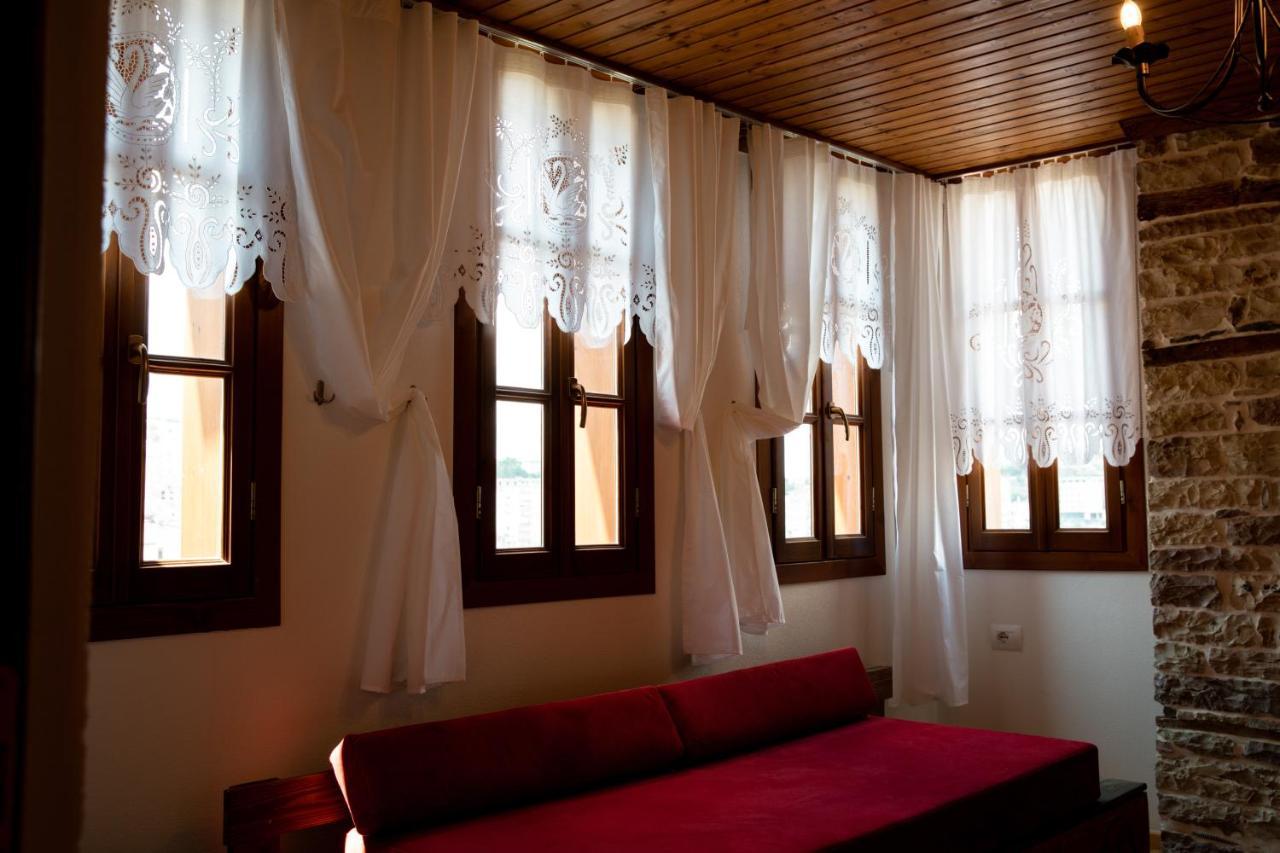 Hotel Sarajet 1821 Gjirokastër 외부 사진